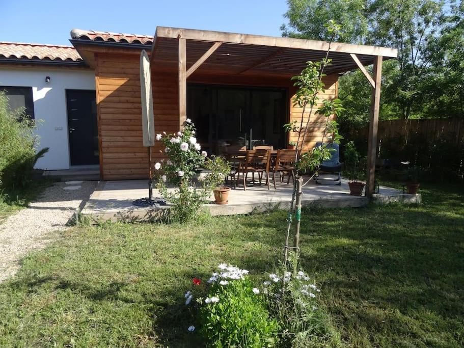 Beau 2 Pieces Avec Jardin Dans Villa A Mougins. Zewnętrze zdjęcie